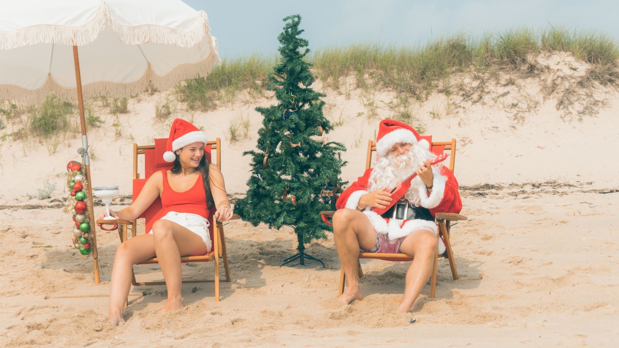 Struggling to find premium gifts for the holidays? Get the best beach chairs from Cape Cod Beach Chair Company in our Christmas Gift Guide
