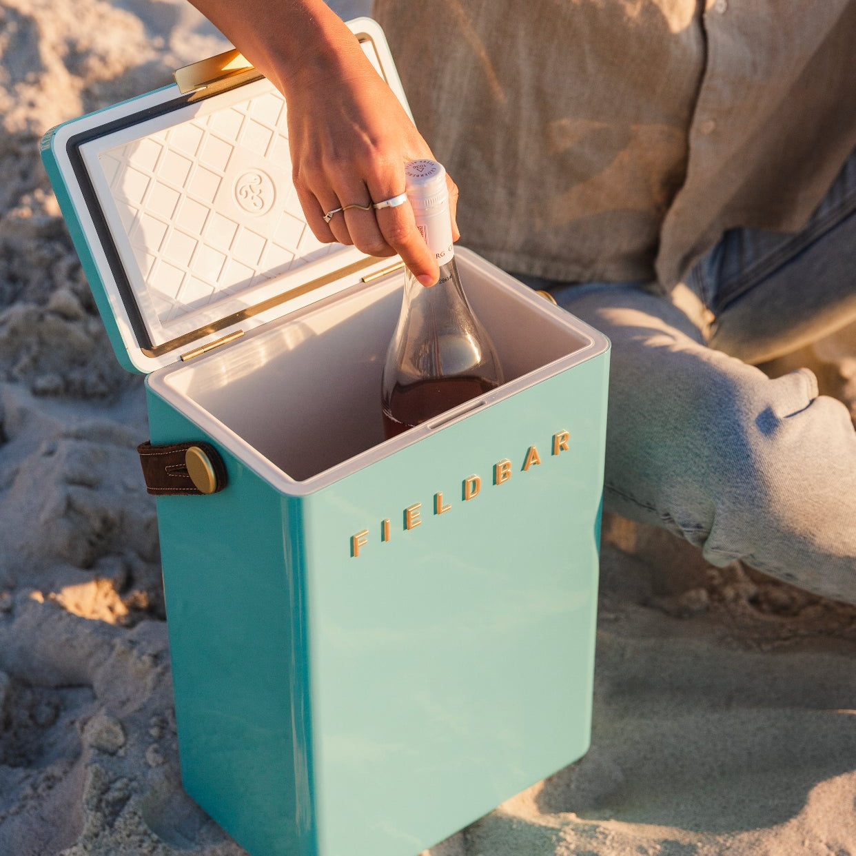 FIELDBAR- The Drinks Box