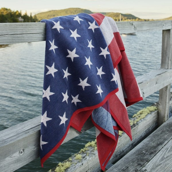 Chappy Wrap American Flag Blanket